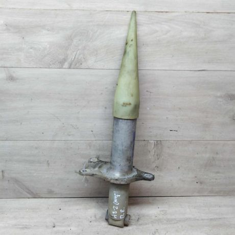 kronstein-bampera-perednii-pravyi-audi-a8-d2-art-24608-big-0