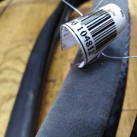 rezinka-uplotnitelnaia-dveri-audi-a8-d2-art-25136-big-1