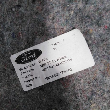 obsivka-bagaznika-levaia-ford-focus-2-sedan-do-rest-art-25947-big-2