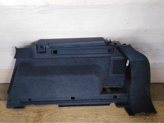 obsivka-bagaznika-zadniaia-pravaia-opel-astra-h-universal-rest-art-26036