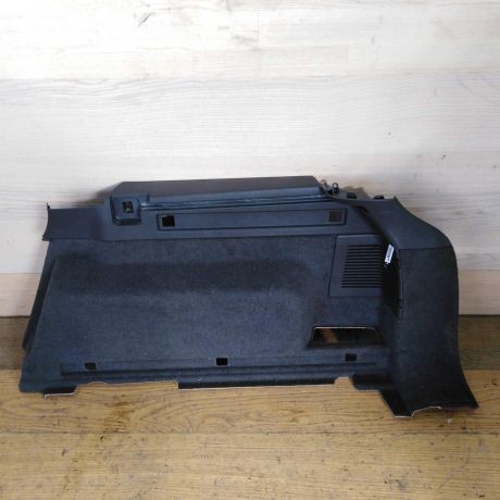 obsivka-bagaznika-zadniaia-pravaia-opel-astra-h-universal-rest-art-26036-big-0