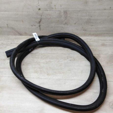 rezinka-uplotnitelnaia-dveri-zadniaia-levaia-ford-focus-2-do-rest-sedan-art-26085-big-0