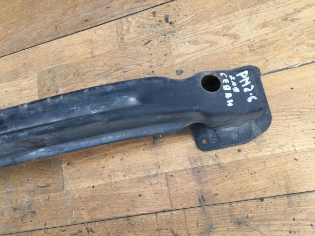 usilitel-zadnego-bampera-renault-megane-2-sedan-art-26347-big-1