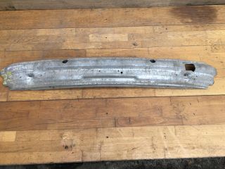 usilitel-zadnego-bampera-bmw-e39-art-26351