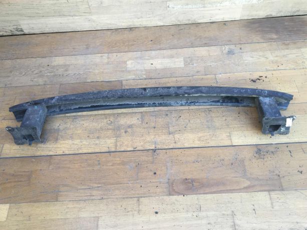 usilitel-zadnego-bampera-volkswagen-jetta-4-2001-god-art-26435-big-1