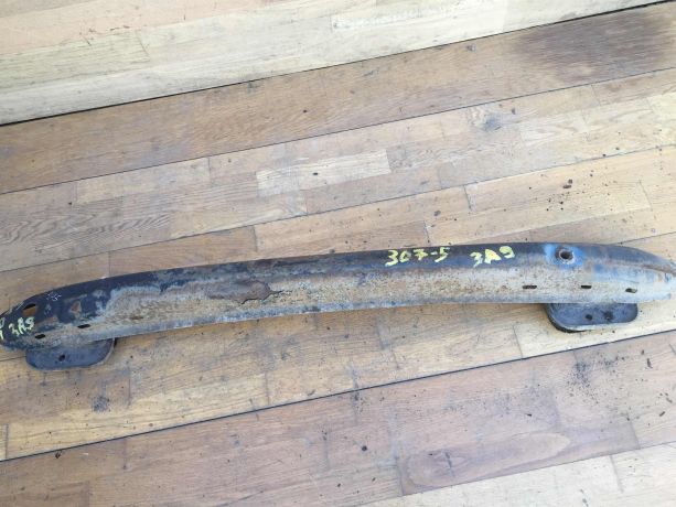 usilitel-zadnego-bampera-peugeot-307-art-26437-big-2