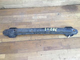 usilitel-zadnego-bampera-peugeot-307-art-26578