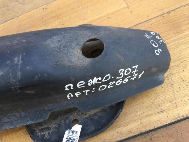 usilitel-zadnego-bampera-peugeot-307-art-26578-big-2