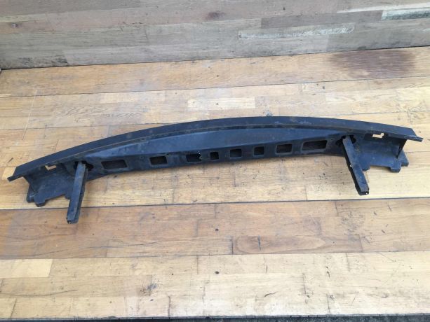 usilitel-perednego-bampera-volvo-s40-art-26598-big-1