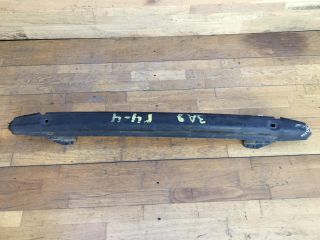 usilitel-zadnego-bampera-volkswagen-golf-4-art-26832