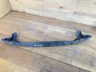 usilitel-perednego-bampera-volkswagen-touran-art-26853