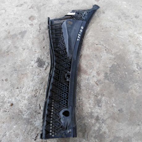 shhitok-vodootvodiashhii-levyi-zabo-ford-focus-1-rest-art-29561-big-0