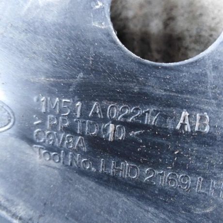 shhitok-vodootvodiashhii-levyi-zabo-ford-focus-1-rest-art-29561-big-2