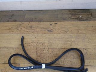 rezinka-uplotnitelnaia-dveri-peredniaia-pravaia-mazda-3-bk-xetcbek-art-29761