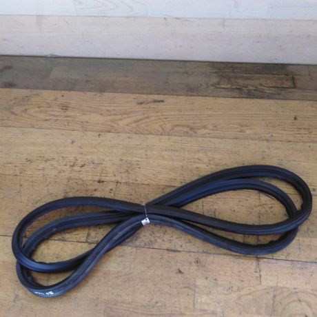 rezinka-uplotnitelnaia-bagaznika-mazda-3-bk-xetcbek-art-29860-big-0