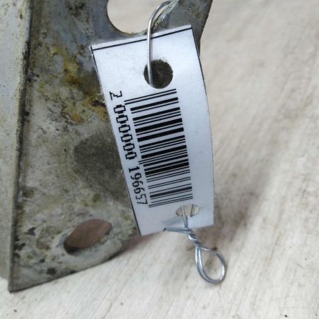 kronstein-zadnii-levyi-audi-80-b4-kreplenie-bampera-art-30635-big-1