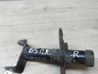 kronstein-pravyi-krepleniia-perednego-bampera-volkswagen-passat-b5-art-30644