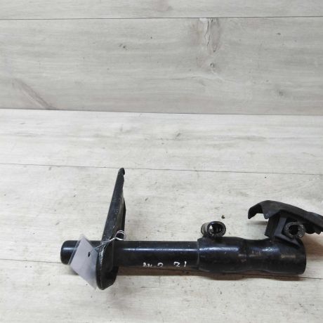 kronstein-zadnii-levyi-krepleniia-zadnego-bampera-audi-a4-b5-art-30645-big-0