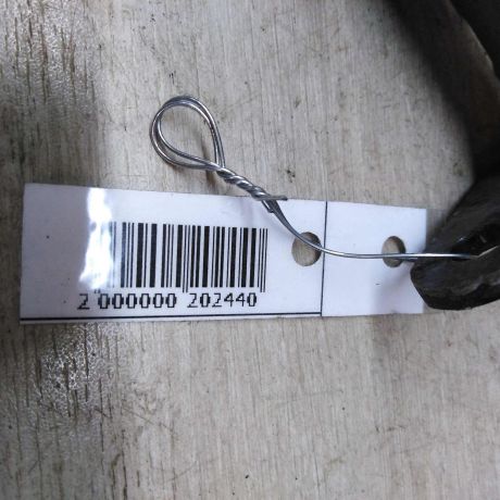 kronstein-pravyi-krepleniia-perednego-bampera-volkswagen-passat-b5-art-30685-big-2