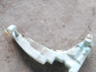 bacok-omyvatelia-stekla-ford-focus-1-rest-art-30725