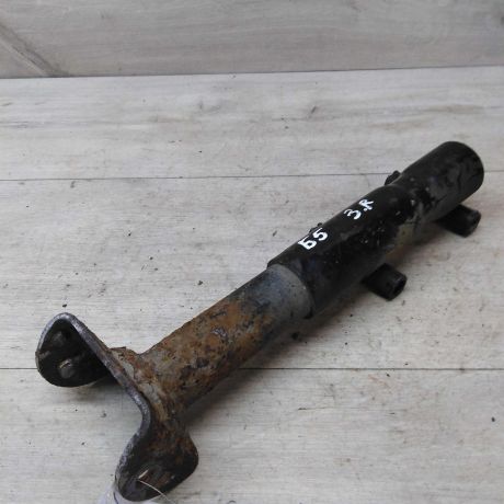kronstein-zadnii-pravyi-krepleniia-bampera-volkswagen-passat-b5-art-30972-big-0