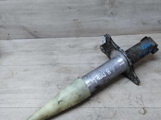 kronstein-usilitelia-perednego-bampera-levyi-audi-a8-art-31975