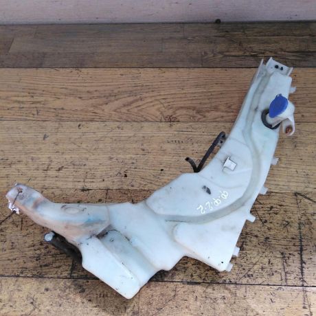 bacok-omyvatelia-lobovogo-stekla-ford-focus-2-do-rest-art-32271-big-0