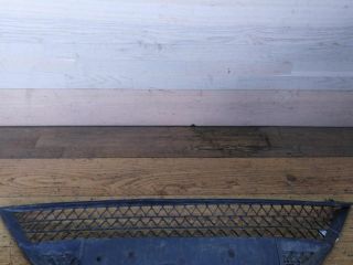 resetka-bampera-centralnaia-defekt-na-foto-ford-focus-2-do-rest-art-32463