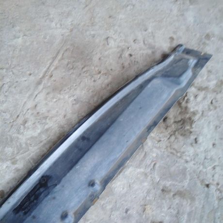 planka-pod-lobovoe-steklo-shhitok-ford-focus-2-do-rest-art-32540-big-1