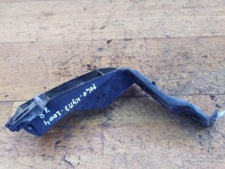 kronstein-krepleniia-bampera-zadnii-pravyi-volkswagen-polo-4-art-32658