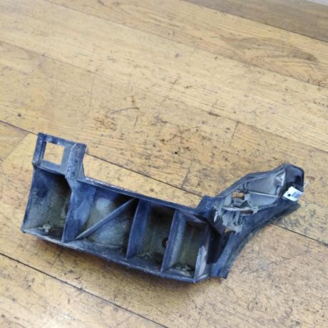 kronstein-zadnii-levyi-krepleniia-bampera-volkswagen-polo-4-art-32675-big-2