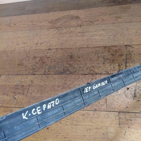 nakladka-molding-perednego-bampera-kia-cerato-2-art-32793-big-1