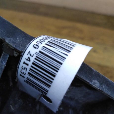 kronstein-krepleniia-bampera-zadnii-srednii-volkswagen-touareg-rest-art-32887-big-3