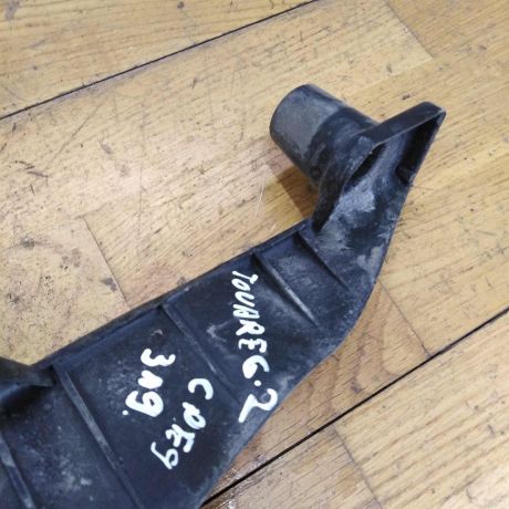 kronstein-krepleniia-bampera-zadnii-srednii-volkswagen-touareg-rest-art-32887-big-2