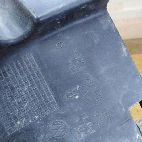 kronstein-krepleniia-bampera-perednii-pravyi-volkswagen-touareg-rest-art-32915-big-3