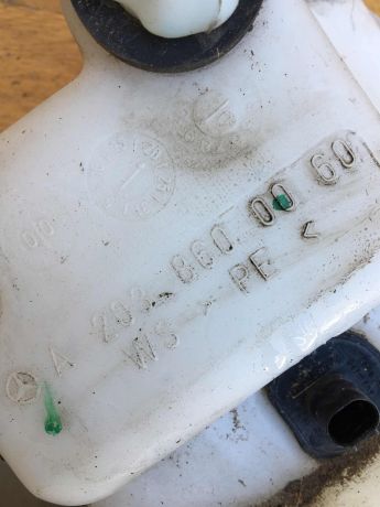 bacok-omyvatelia-mercedes-w203-do-rest-art-33493-big-3