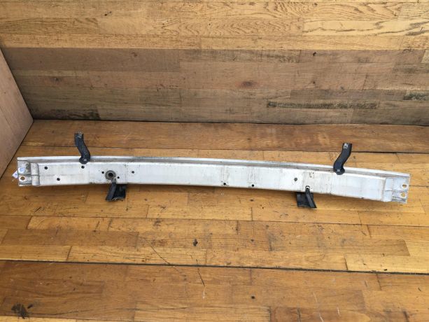 usilitel-perednego-bampera-mercedes-w203-do-rest-art-33496-big-1