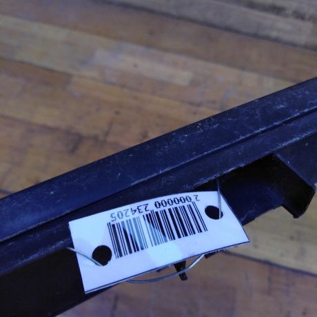 shhitok-pod-lobovoe-steklo-vodootvodiashhii-zabo-volkswagen-sharan-do-rest-seat-alhambra-art-33924-big-1