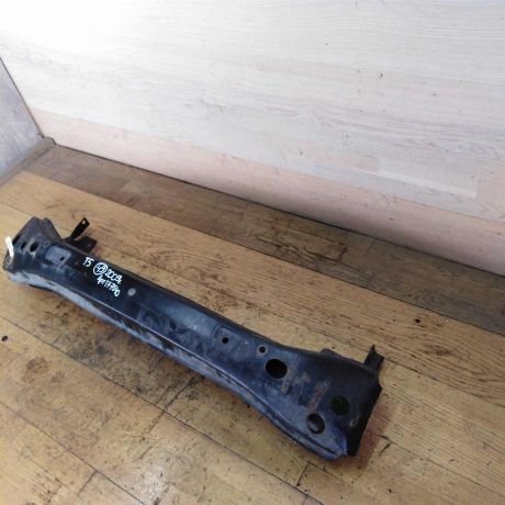 usilitel-perednego-bampera-volkswagen-transporter-t5-art-35884-big-0