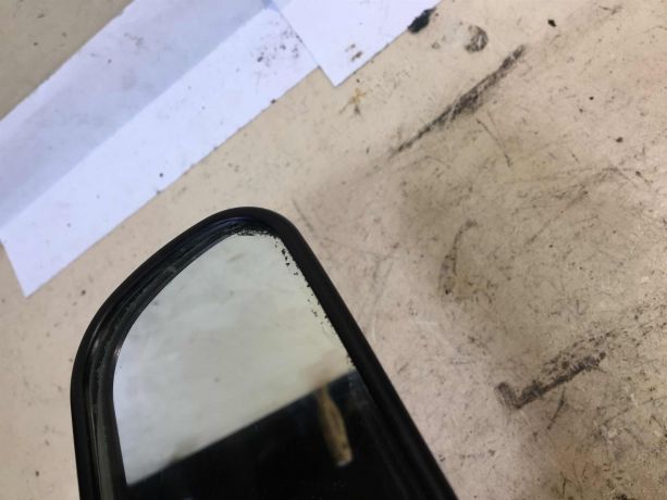zerkalo-salona-defekt-na-foto-mazda-3-bl-rest-sedan-art-36009-big-5