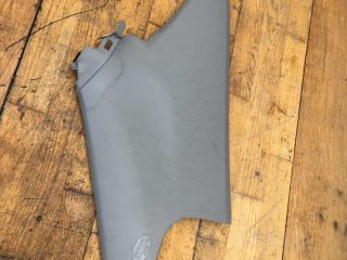 nakladka-stoiki-salona-zadniaia-levaia-toyota-camry-v50-art-36541