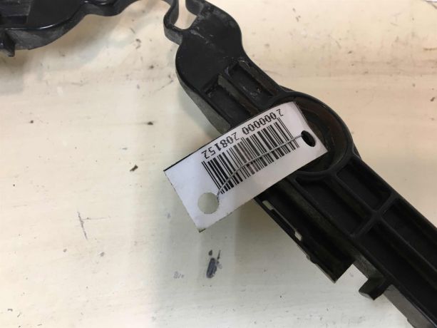 kronstein-zadnego-bampera-toyota-camry-v50-art-36597-big-1