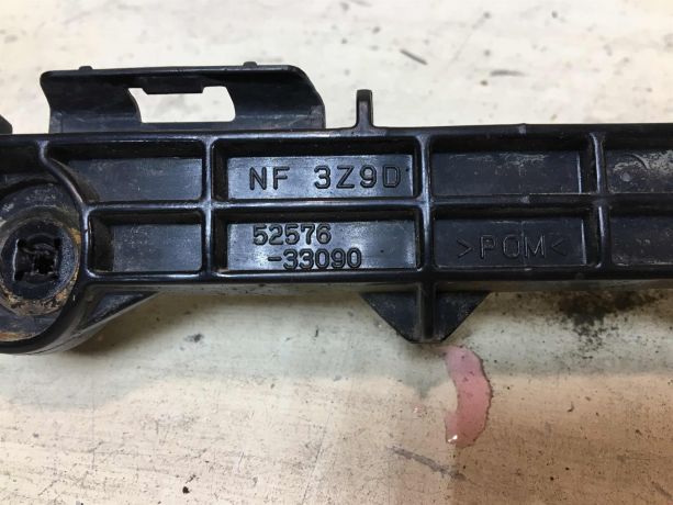 kronstein-zadnego-bampera-toyota-camry-v50-art-36597-big-3