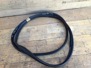 rezinka-uplotnitelnaia-dveri-peredniaia-levaia-mazda-3-bl-rest-sedan-art-36929