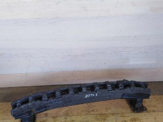 usilitel-perednego-bampera-volkswagen-jetta-5-art-37258