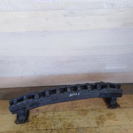 usilitel-perednego-bampera-volkswagen-jetta-5-art-37258-big-0