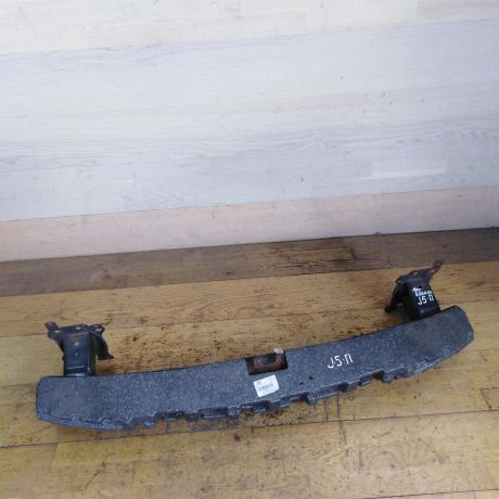 usilitel-perednego-bampera-volkswagen-jetta-5-art-37258-big-1