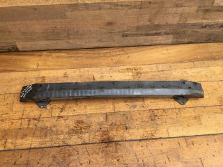 usilitel-zadnego-bampera-toyota-corolla-ix-e120-e130-rest-xetcbek-art-37417