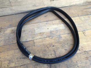 rezinka-dveri-uplotnitelnaia-peredniaia-pravaia-mazda-3-bl-rest-sedan-art-37527