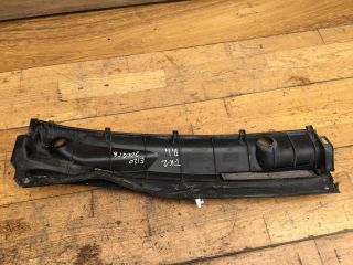 vodootvodiashhii-shhitok-zabo-levoe-toyota-corolla-ix-e120-e130-rest-xetcbek-art-37603